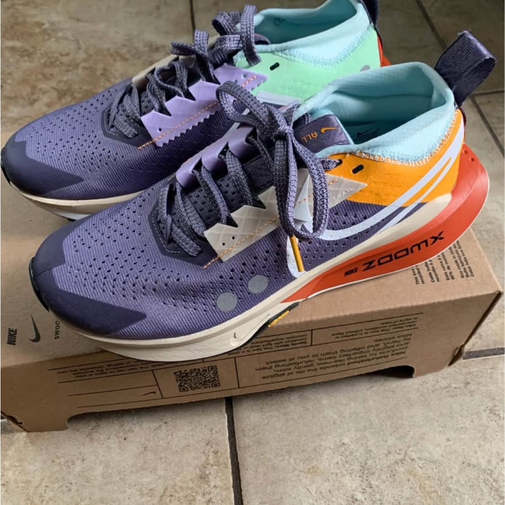 Nike ZOOMX Zegama Trail , NEW , size 7